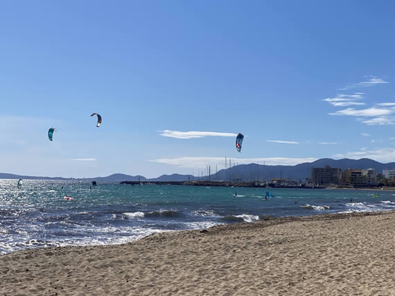 can pastilla kite surfing